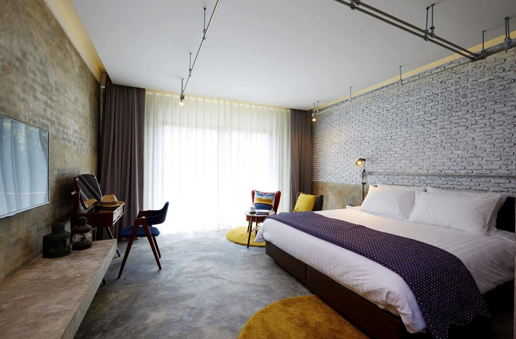 The Restro Hotel Hua Hin Luaran gambar