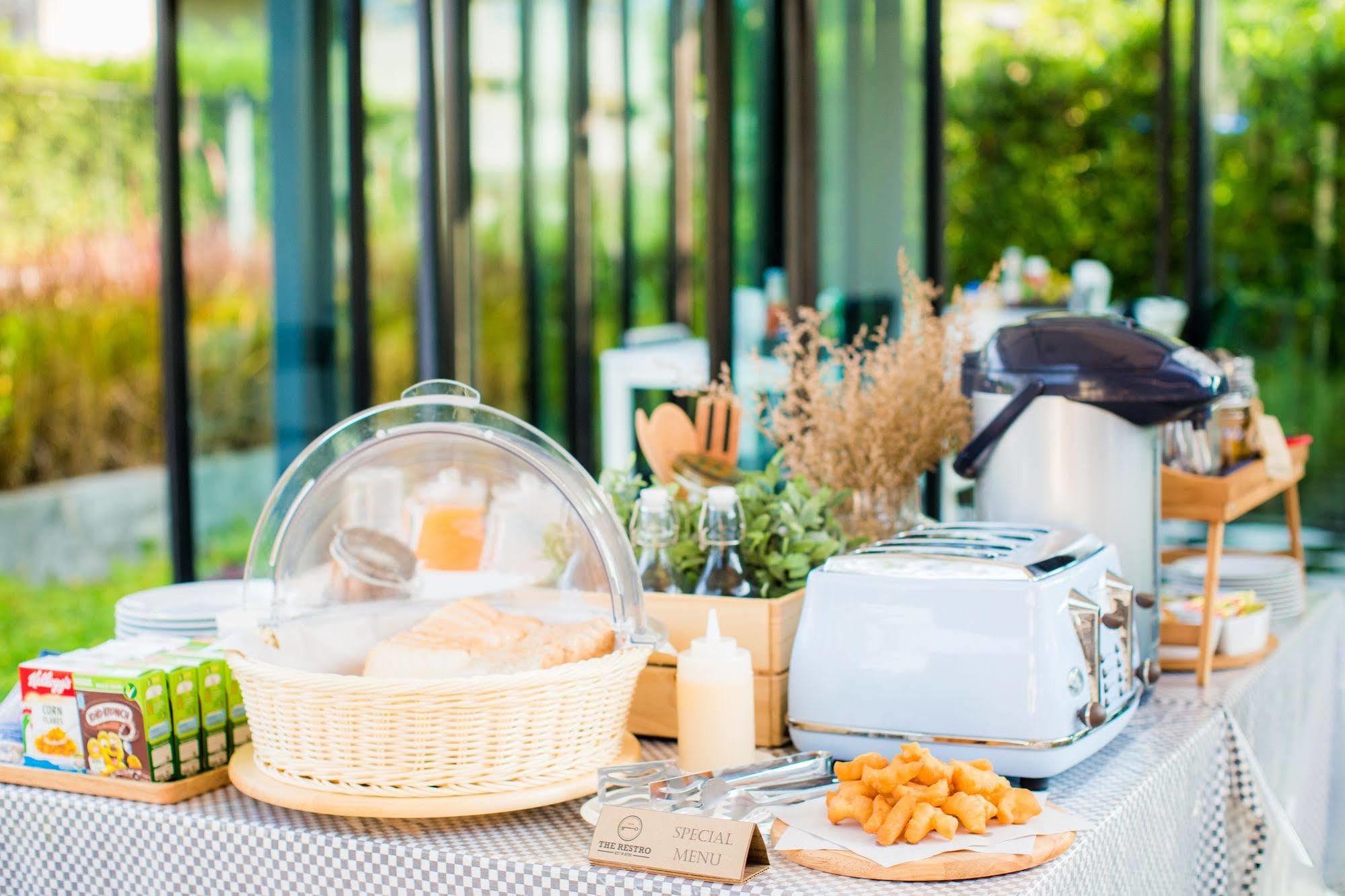 The Restro Hotel Hua Hin Luaran gambar